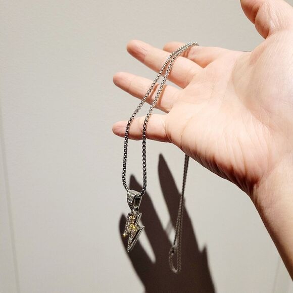 Brand New Gold Rhinestone Storm Sign Silver Necklace - Picture 6 of 7